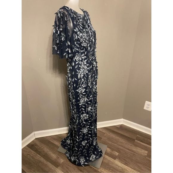 THEIA Petal Applique Gown US 4 $1295 - Picture 5 of 9